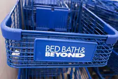 Bed Bath & Beyond was plagued by years of management missteps and a dysfunctional corporate culture that left it ill-equipped to compete against Amazon.com and other online retail juggernauts.
