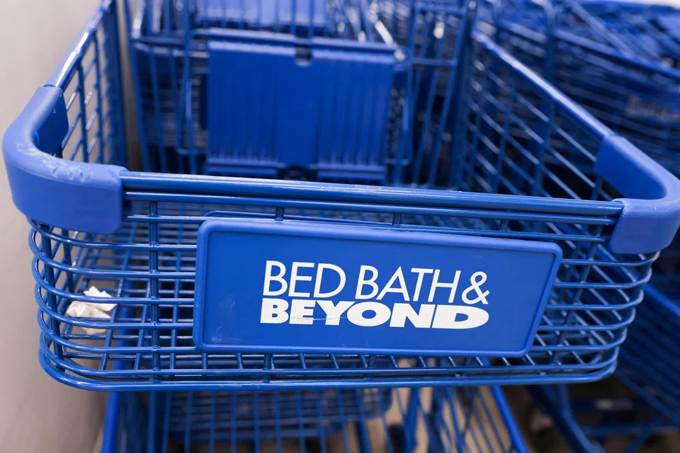 Bed Bath & Beyond was plagued by years of management missteps and a dysfunctional corporate culture that left it ill-equipped to compete against Amazon.com and other online retail juggernauts.
