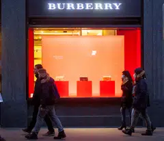 Burberry was held back by lockdowns in its biggest market China and an abrupt reversal in fortunes in the Americas, limiting its first-quarter sales growth to just 1 per cent.