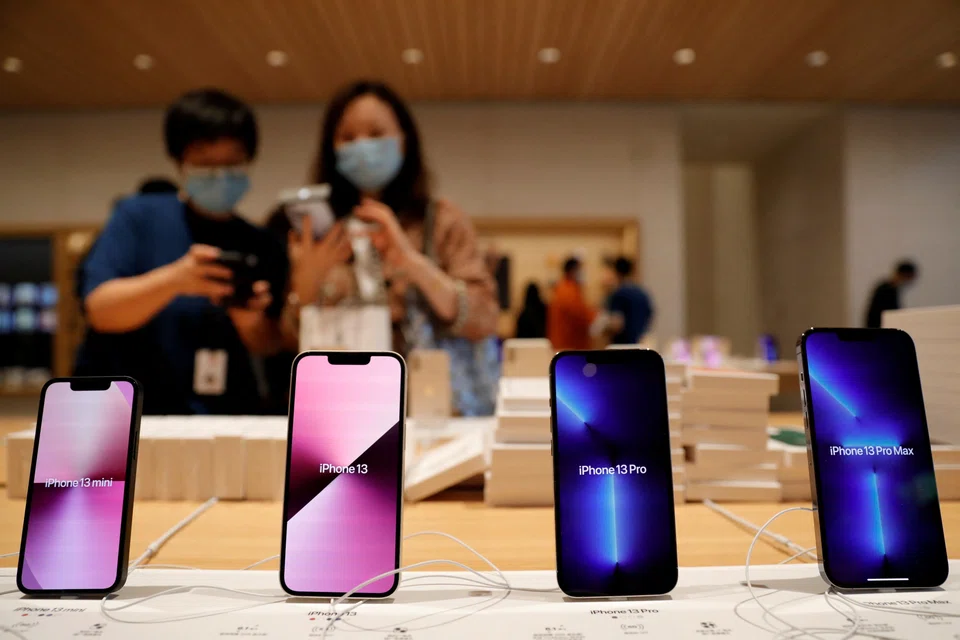 Apple is planning to keep iPhone production roughly flat in 2022.