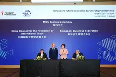 From left: Ren Hongbin, CCPIT chairman; Zong Changqing, economic and commercial minister counsellor, Embassy of the People’s Republic of China; Low Yen Ling, minister of state for trade and industry; and Lim Ming Yan, SBF chairman. SBF and CCPIT have renewed their commitment to the mutual facilitation of business activities.
