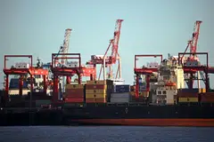 Speaking at a series of panel discussions at the Asia-Pacific Commodity Trading Week being held in Singapore for the first time, executives of trading firms and commodity giants voiced concerns over the impact of factors such as geopolitical tensions and weather conditions on their businesses.