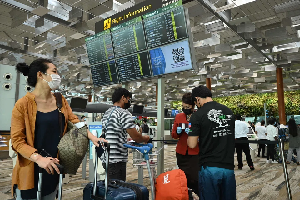 Changi Airport Group (CAG) is looking to hire more than 6,600 workers, as it embarks on one of its biggest recruitment drives to take full advantage of a fierce rebound in air travel. 