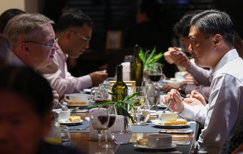 BT subscribers networked with one another.