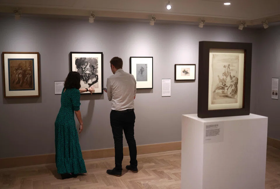 Armed with magnifying glasses, exhibition visitors can scrutinise purported masterpieces by Sandro Botticelli, John Constable, and Auguste Rodin, and learn how they were created, the methods of the most infamous forgers and the increasingly sophisticated methods used to detect them.