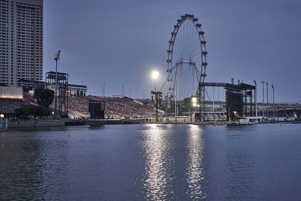 Quarterly growth was flat on a seasonally adjusted basis in the second quarter – and momentum is expected to keep slowing.