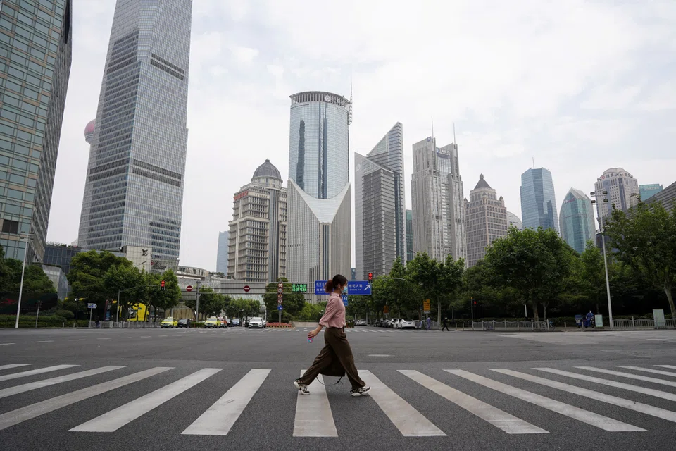 China’s economy braked sharply in the second quarter as lockdowns hit consumption and factory output, but there is growing optimism that pandemic restrictions will ease.