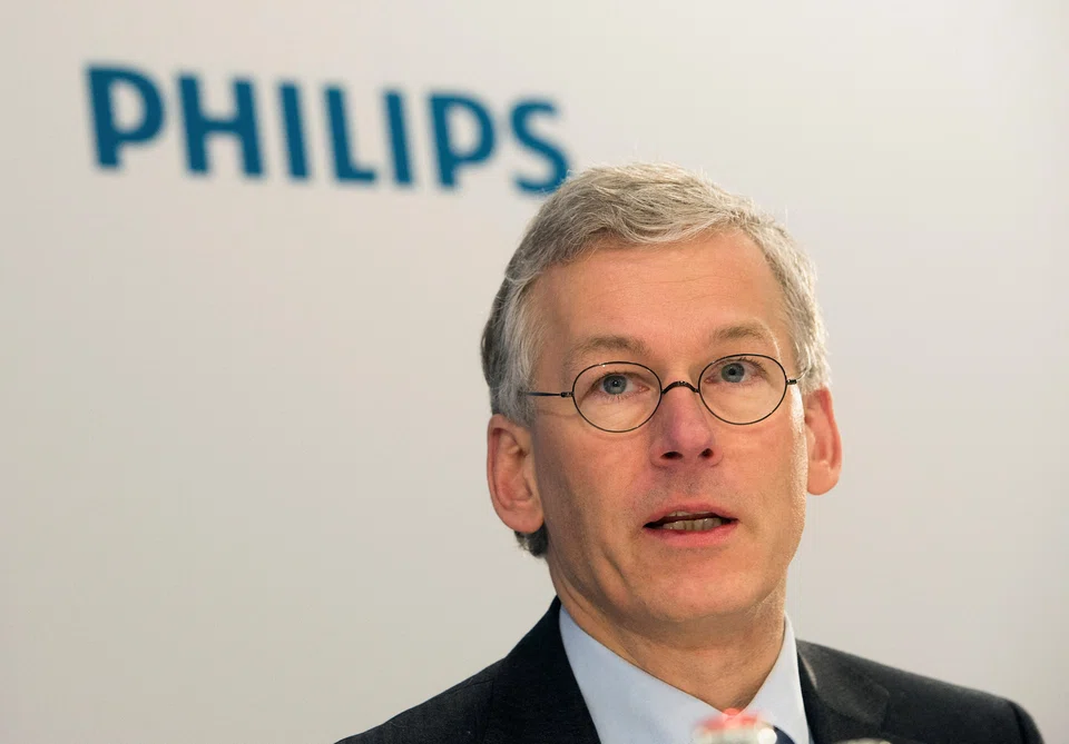 The "very encouraging" tests showed that the foam degradation was very rare and was linked to aggressive, unauthorised ozone-based cleaning products, Philips' chief executive Frans van Houten said.