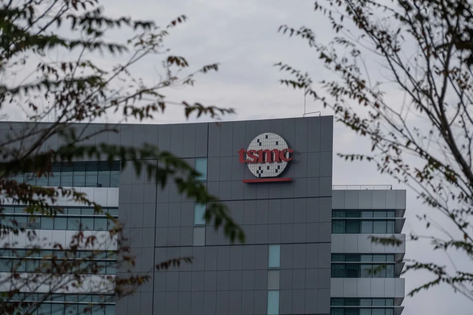 The shortfall suggests that even TSMC, with its technology and scale advantages, can’t escape a global slowdown in spending by consumers affected by rising interest rates and accelerating inflation. 