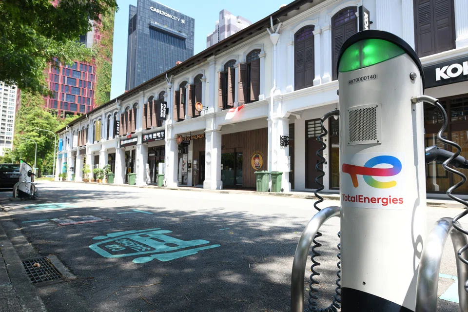 French energy giant TotalEnergies has signed a deal to manage and operate a Singapore electric vehicle charging network with more than 1,500 charge points.