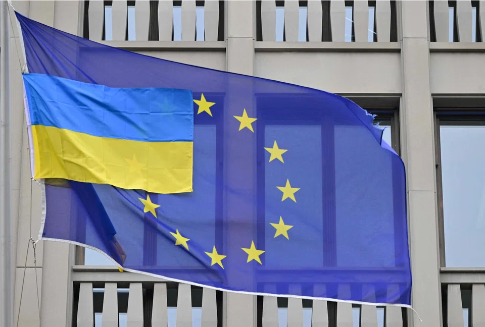 EUROPEAN UNION (EU) countries froze 35 billion euros (US$39 billion) of assets in response to Russia's invasion of Ukraine during the first 5 ½ weeks of the war, with France topping the list, having frozen goods and capital worth 23.5 billion euros. 