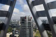 Wee Cho Yaw’s father, Wee Kheng Chiang, founded UOB in 1935 and it is now worth more than US$35 billion.