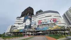 Units of Capital World's shopping centre in Johor, Capital City Mall, were sold to Singapore retailer Mustafa.