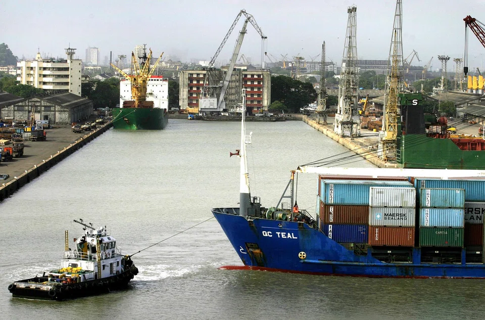 A 12.3 per cent jump in inbound shipments to a fresh high of US$65.03 billion came as demand for most items, including gold, electronic items and crude oil increased ahead of Diwali – the Hindu festival of lights.