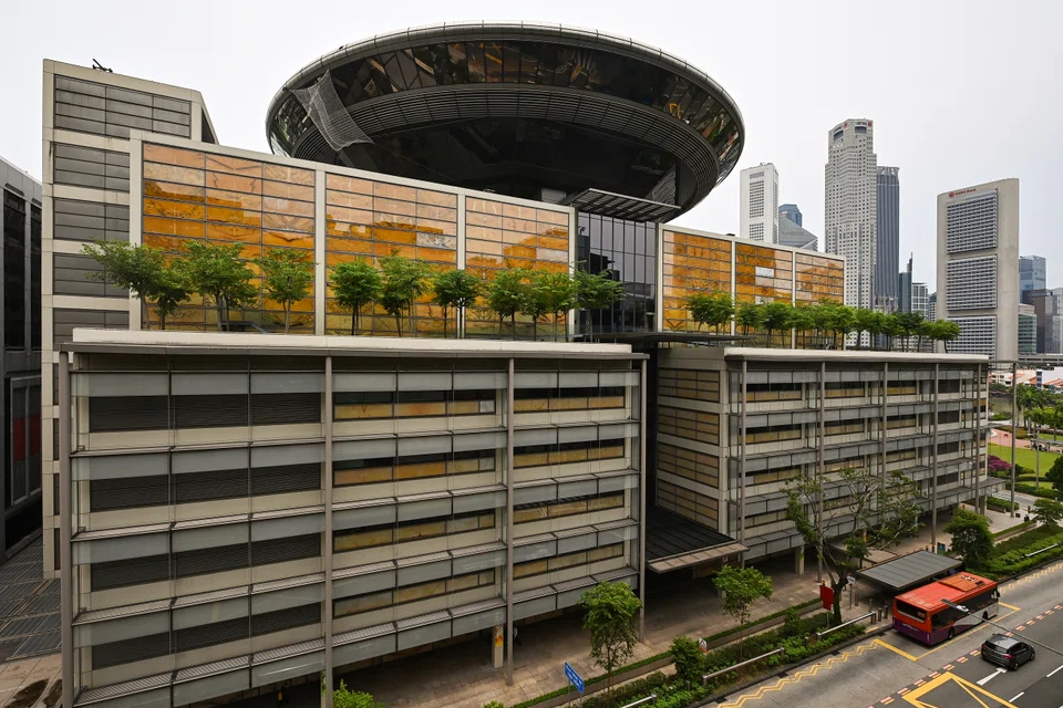 Trinity Seatrading’s application originates from a dispute for the sale of an oil tanker by Yangzijiang Shipping to Trinity Seatrading. 