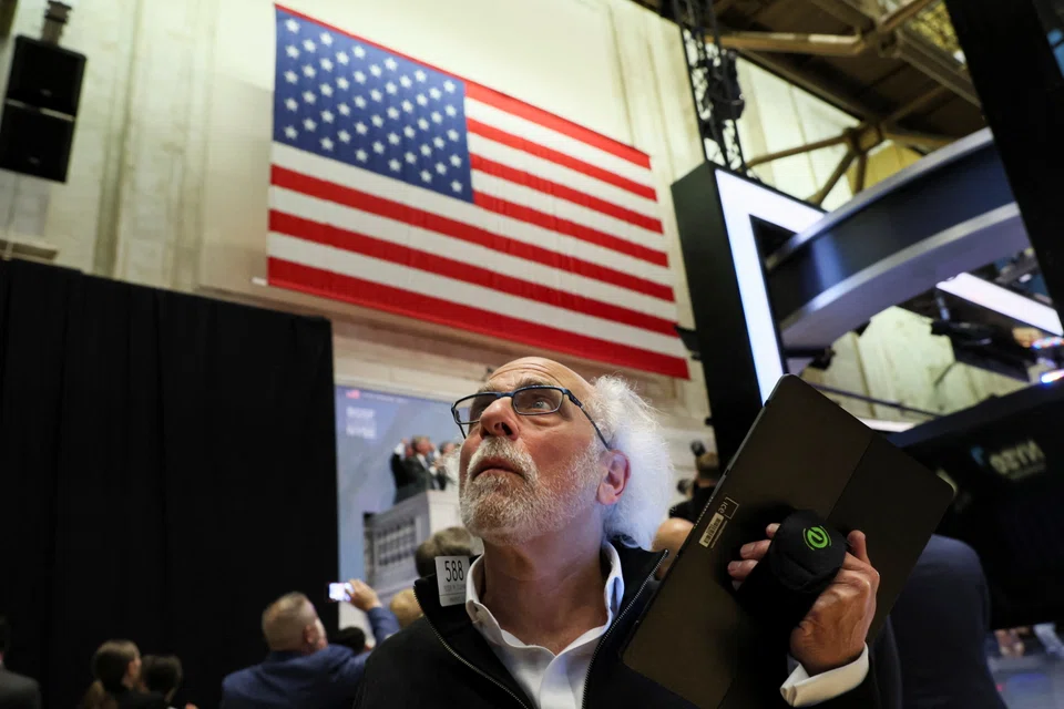 MEGACAP growth stocks dragged US stock indexes lower at the open on Thursday (May 5), a day after the Federal Reserve's less aggressive tone sparked a rally.