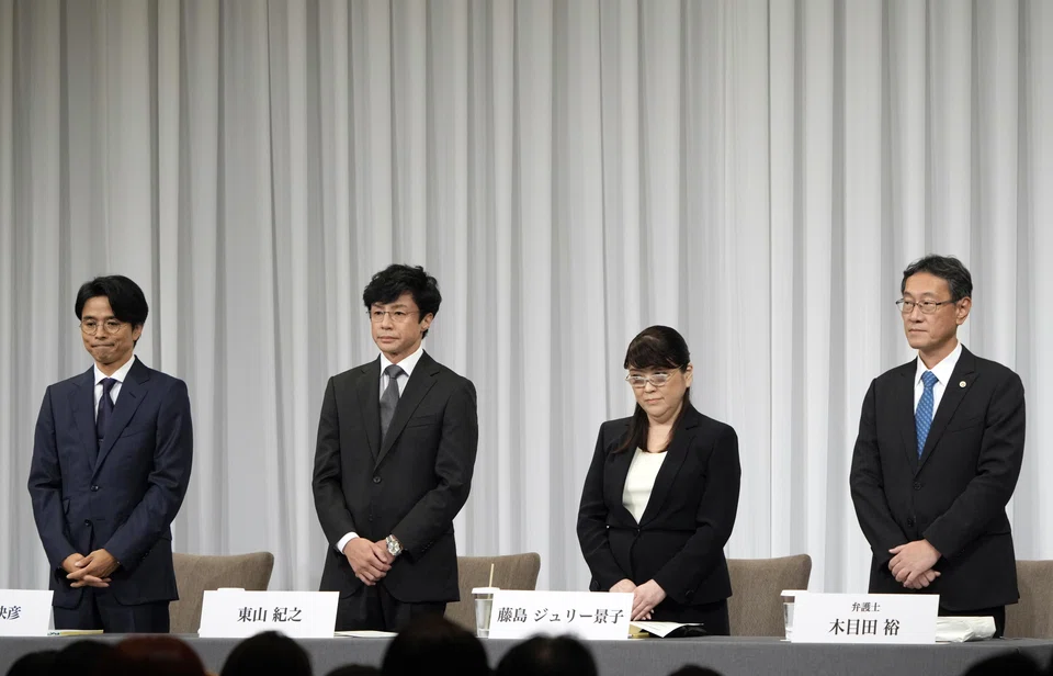 Johnny & Associates Inc. former president Julie Keiko Fujishima (second from right) at the press conference where she announced she would step down. The new president of the talent agency is Noriyuki Higashiyama (second from left). 