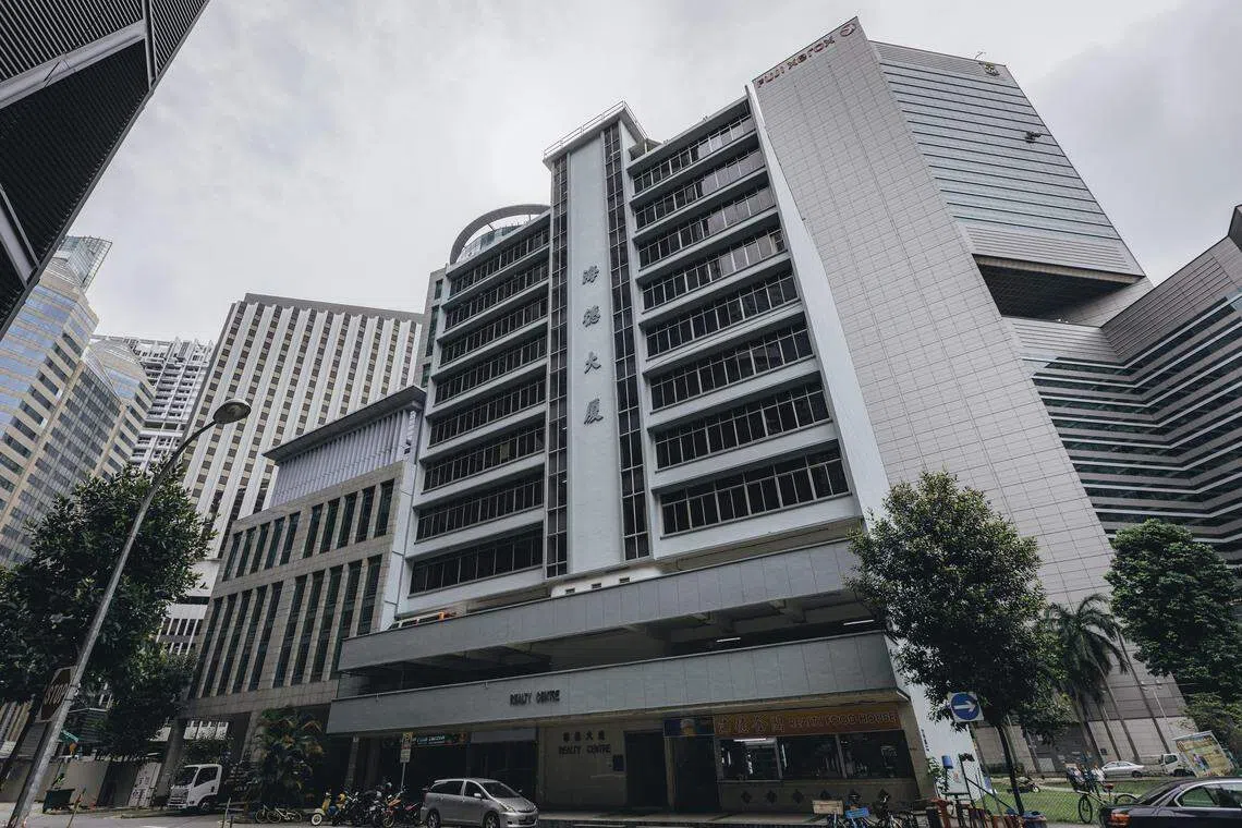 The site is near the Tanjong Pagar MRT station on the East-West Line and the future Prince Edward station on the Circle Line.