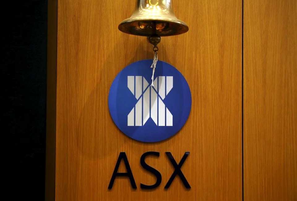 The Australian Securities Exchange will cut up to 200 contractors working on a project to replace its main trading platform with so-called blockchain technology after cancelling the overhaul, the company told Reuters. 