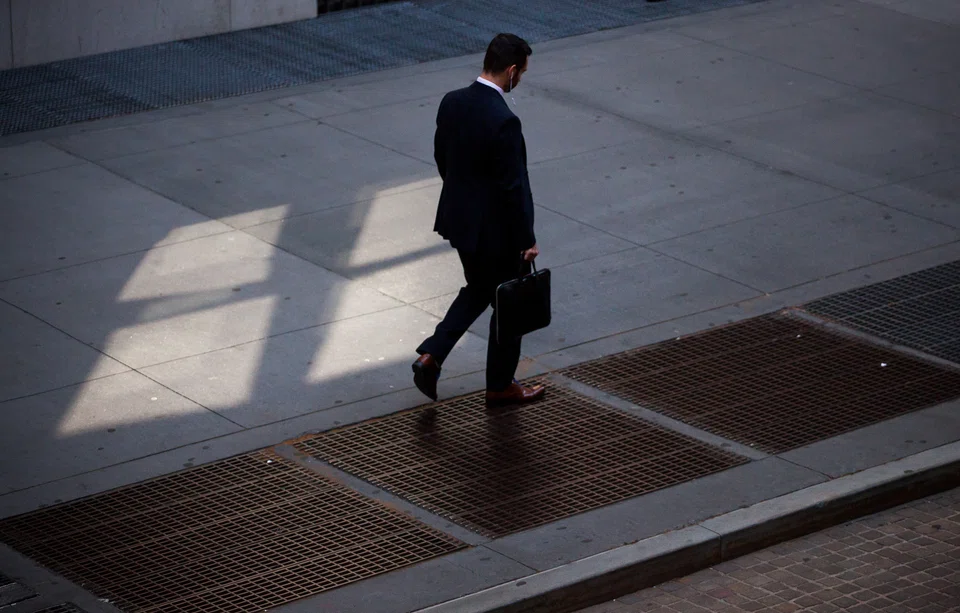 Total hedge fund capital remained roughly flat from December, at US$4 trillion, as performance of equity and event-driven funds was poor in the first quarter.