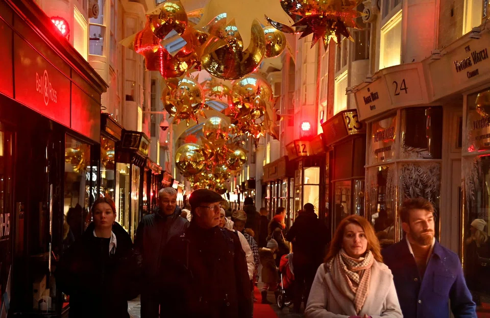 The CBI’s monthly distributive trades index rose to +11 in December from -19 in November, well above both the -21 forecast by retailers and the -23 median in a Reuters poll of economists.