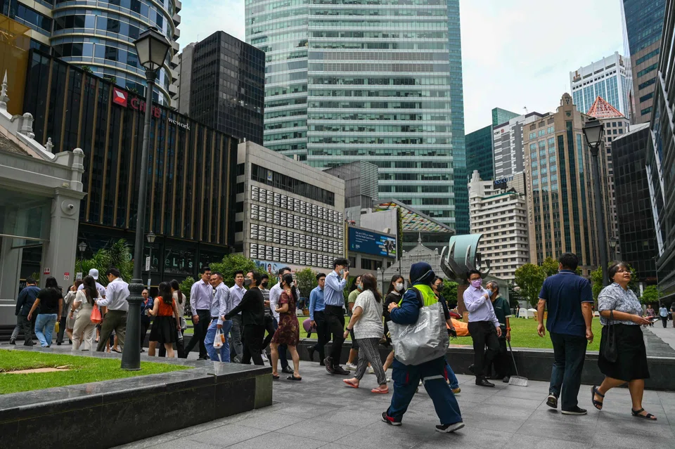 The unemployment rate for PMETs is down to 2.6 per cent, from 3.4 per cent a year ago, said the MOM report. 