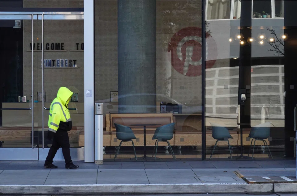 While Pinterest said that the ad market was stabilising, it warned the market was still uncertain. 