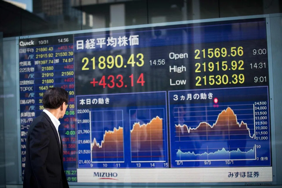 The Federal Statistical Office says the 0.8 per cent gain in demand was due to large-scale orders.