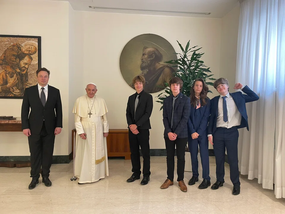 Musk tweeted a picture where he can be seen standing next to the pope, captioning it: “Honored to meet @pontifex yesterday.”