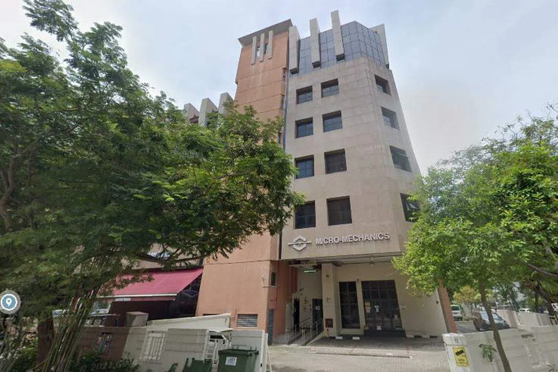 Although the industry outlook remains healthy, DBS is cautious of ongoing headwinds, including higher raw material prices and risks around the group’s US and China operations. 