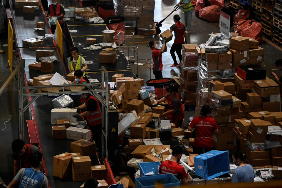 Lockdowns have seriously disrupted transport, but JD.com’s focus on building its logistics network has helped it deal with bottlenecks.