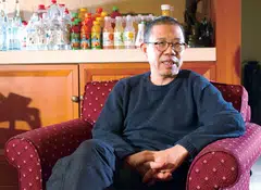 Zhong Shanshan, whose listed companies are water bottler Nongfu Spring and vaccine developer Beijing Wantai Biological Pharmacy Enterprise, took first place on the Hurun Rich list with a fortune of US$65 billion. 