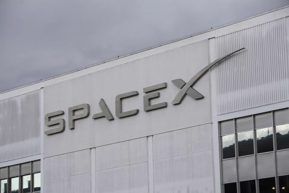 SpaceX plans to offer Starlink Internet connectivity to Hawaiian Airlines planes next year. 