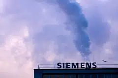 Siemens reported industrial profit increasing by 3 per cent to 2.72 billion euros (S$3.94 billion) for the three months to the end of December, beating forecasts of 2.64 billion euros in a company-gathered consensus of analysts.
