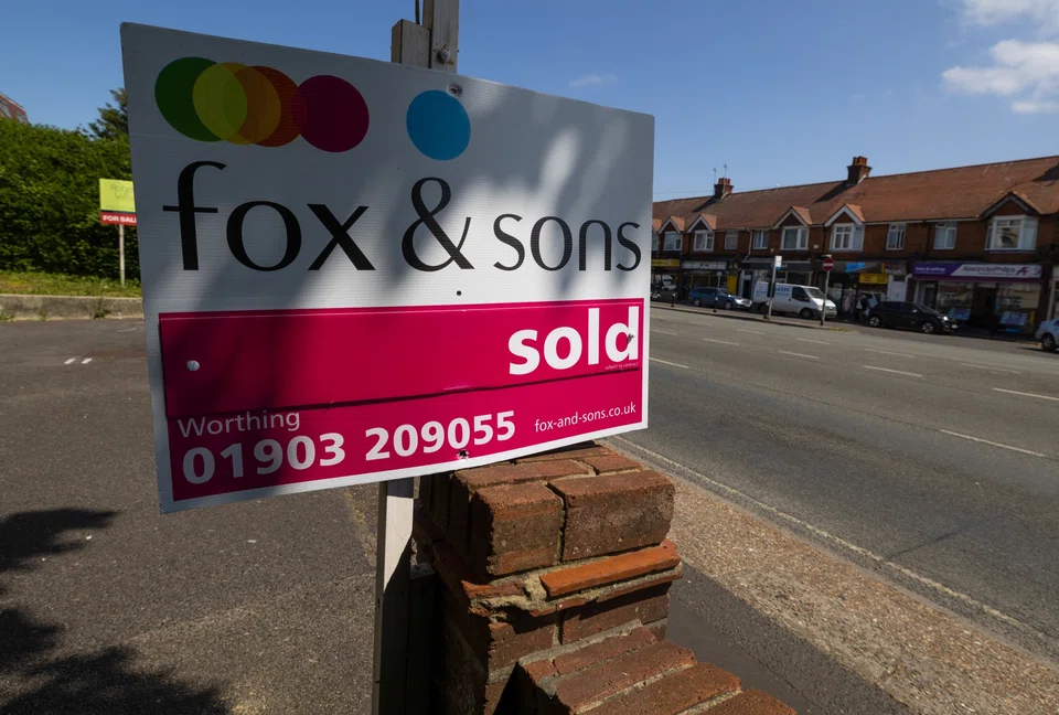 Prime residential mortgage-backed securities in the UK deliver over 6 per cent last year, the most since 2009.