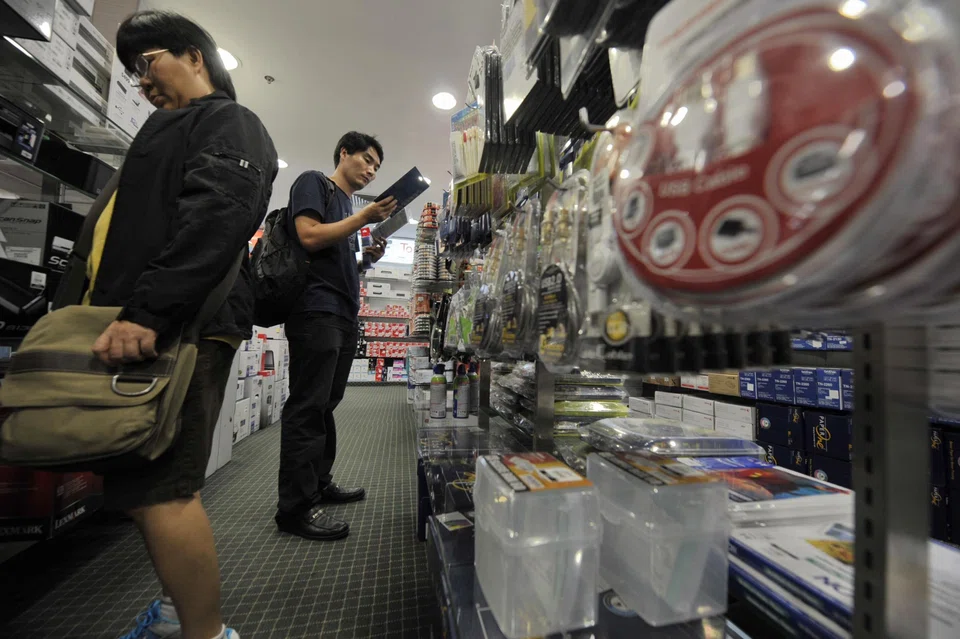 The offeror intends to delist Challenger Technologies from the Singapore Exchange once the offer is complete.