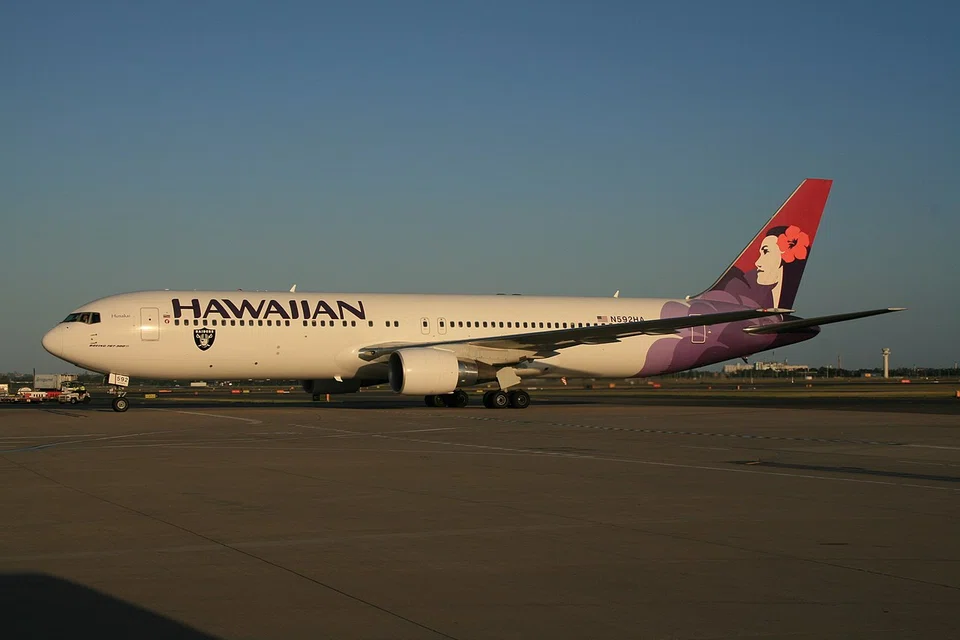 Alaska Airlines will acquire Hawaiian Airlines for US$18.00 per share in cash, the two companies said.