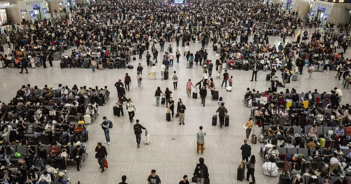 China’s travel rush over holiday leads to soaring tourism, spending ...