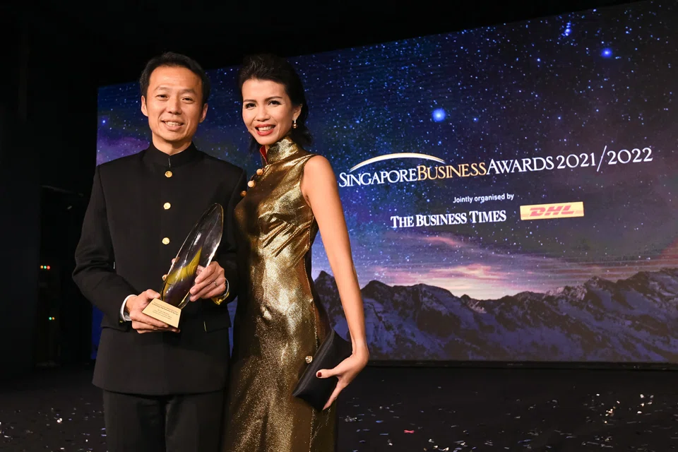 Lee Chee Koon, president & group CEO, CapitaLand Investment (Outstanding Chief Executive of the Year) with his wife Melanie.