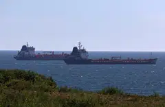 In Singapore, fuel oil can be used as bunker fuel, or stored in VLCC-class supertankers.