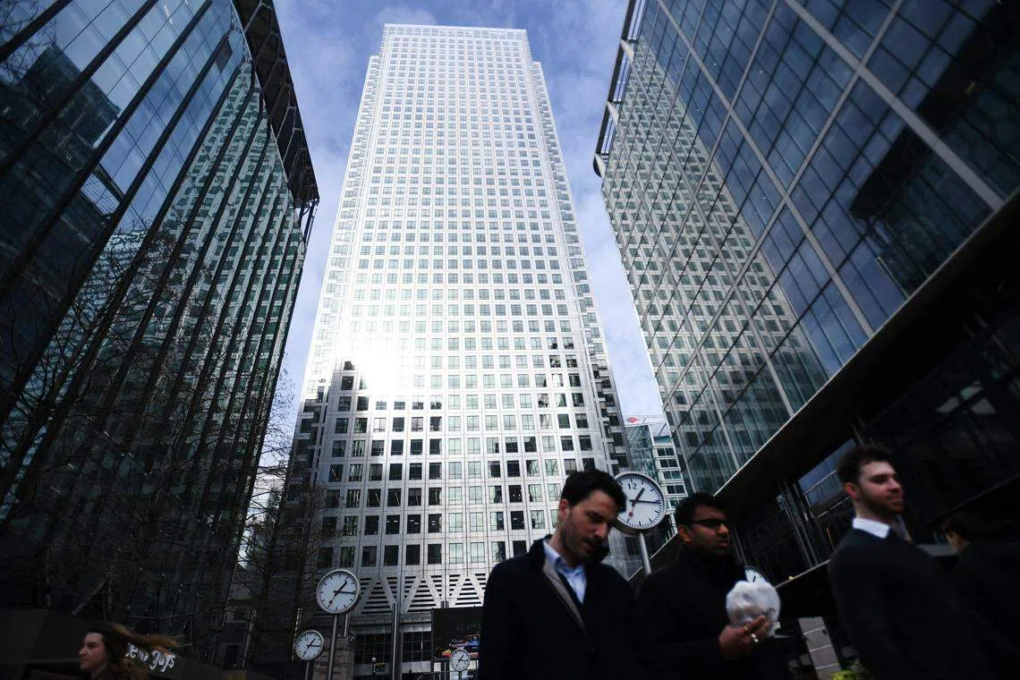 More than 50 financial market participants, including banks, insurers, asset managers, hedge funds, and pension funds, are involved in the central bank’s first system-wide exploratory scenario exercise.