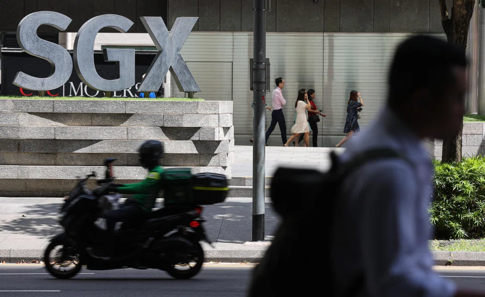  Lian Beng has one more week to gather enough acceptances to cross the 90 per cent threshold and compulsorily acquire the remaining shares in the company and take it private.