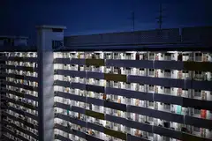 The electricity tariff will decrease by 0.3 per cent or S$0.001, to S$0.2979 per kWh before GST, from S$0.2989 in Q1.