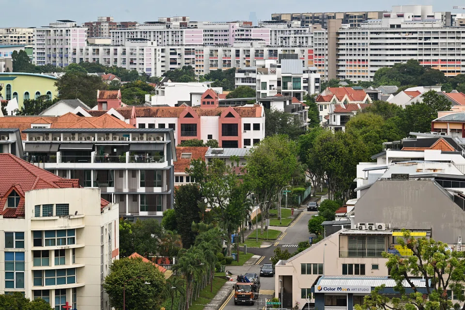 Developers sold 887 units in April, excluding ECs, up 80.3 per cent from the 492 units sold in March. 