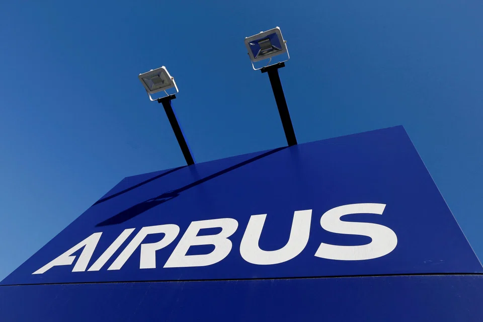 The new wings are part of Airbus’s roadmap towards its next workhorse model set to hit the market around the middle of next decade. 