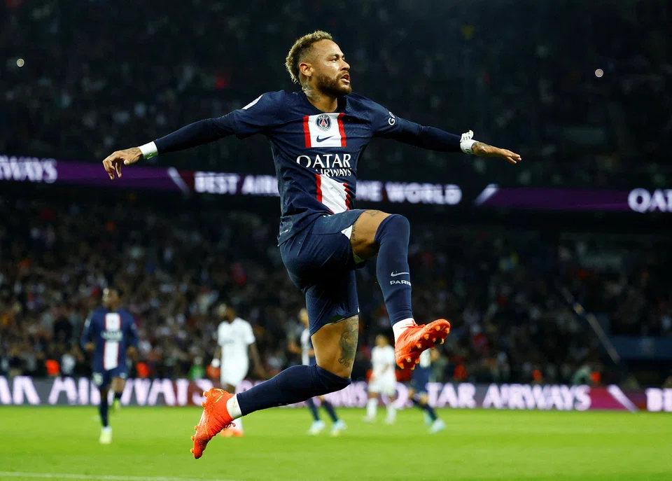 Neymar signs a two-season contract that will include him participating in the 2025 Fifa Club World Cup in the US.