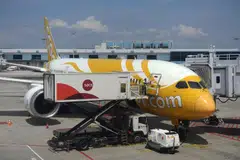 Sats says that it also has existing uncommitted banking facilities of about S$500 million obtained from various lenders in the past. 