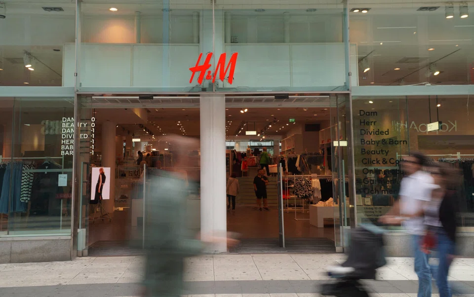 The sales decline deals a blow to hopes that H&M is turning its performance around after lagging behind Inditex, as a cost-of-living crisis curbs shoppers’ spending.