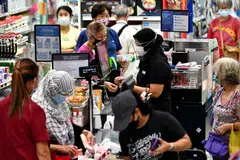 Almost all retail sales categories saw growth in August, with the exception of supermarkets and hypermarkets, motor vehicles, and mini-marts and convenience stores. 