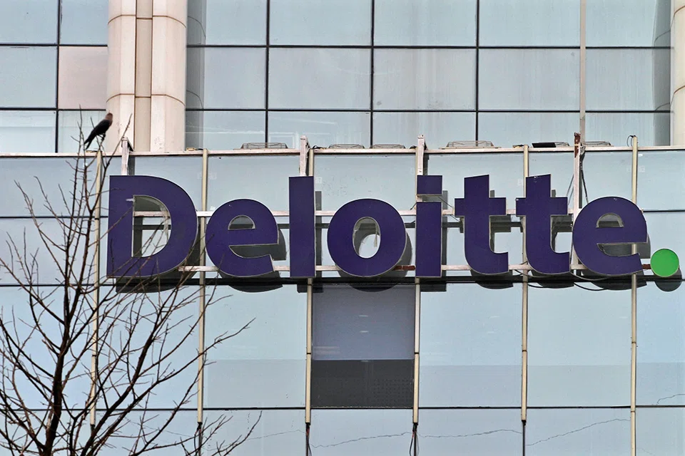 Deloitte is fined 211.9 million yuan, the Ministry of Finance said in the statement.